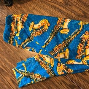 LuLa Roe OS leggings